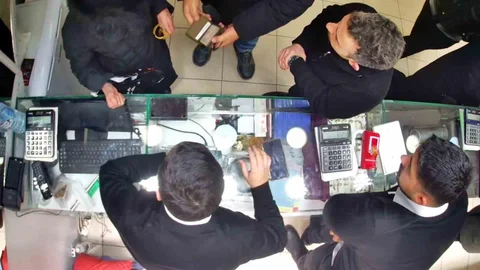 700 bin liralık dolandırıcılığı esnaf engelledi