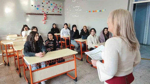 Milyonluk Mal Varlığını Bağışlayan Öğretmen Adana'da Koştu