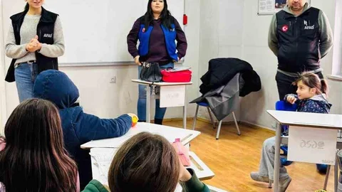 Elazığ'da Çocuklara Afet Eğitimi Verildi