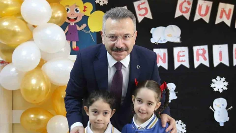 Eskişehir'de Vali Aksoy'a Duygusal Veda