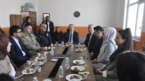 Bulanık'ta 17 Bin Öğrenci Karnelerini Aldı