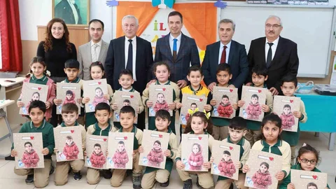 Suluova’da Öğrenciler Karne Aldı