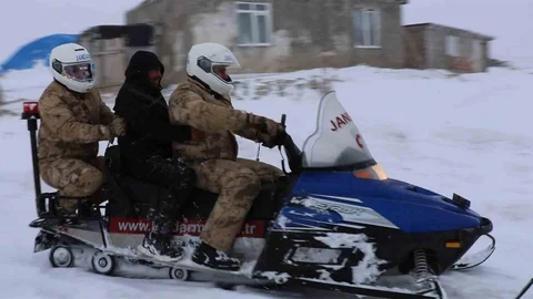 Bayburt'ta Jandarma Hızla Müdahale Etti