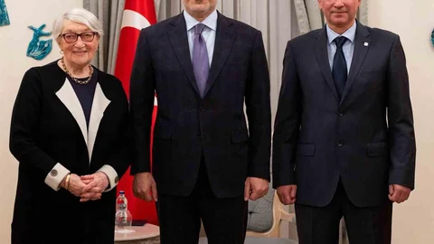 Bakan Fidan Litvanya'da Tatar ve Karaim Temsilcileriyle Buluştu