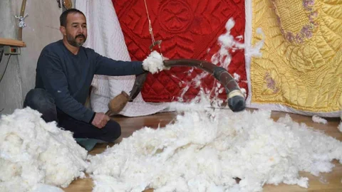 Mersin'de Hallaçlık Mesleğine Devam Ediliyor