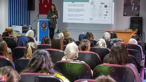 Bilecik’te Rahim Ağzı Kanseri Semineri Düzenlendi