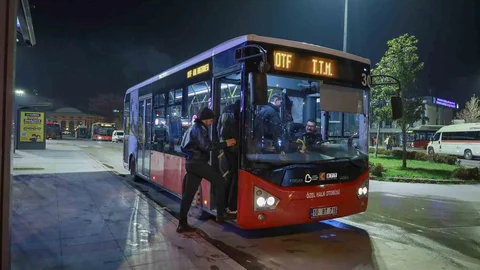 Balıkesir'de 859 Bin Öğrenci Taşındı