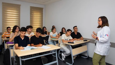 Yarıyıl Tatilini Verimli Geçirin: Mersin Büyükşehir'den Öğrenci ve Velilere Rehberlik Tavsiyeleri