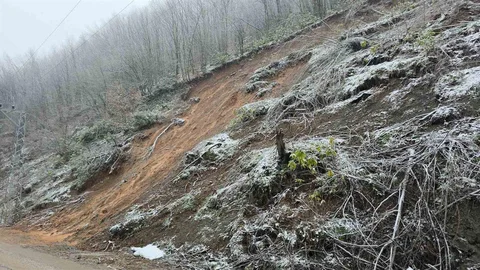 Düzce Fındıklıaksu Köyü'nde Heyelan Tehlikesi Devam Ediyor