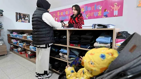 Mersin'de Kıyafet Evleri ile Destek Sağlanıyor
