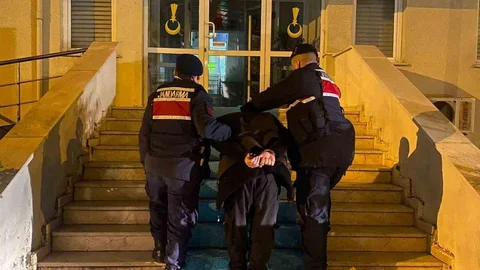 İstanbul Arnavutköy'de DEAŞ'lı Şüpheli Yakalandı