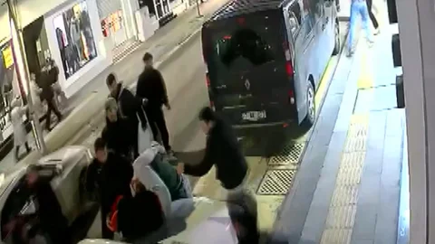 Yalova'da Esnafa Saldırı Anları Kamerada