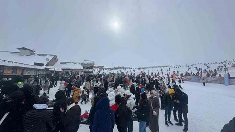 Erciyes'te Sömestir Yoğunluğu Artıyor