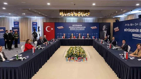CHP'li Başkanlar Mersin'de Buluştu