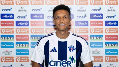 Rodrigo Becao Kasımpaşa'da Resmen İmzaladı