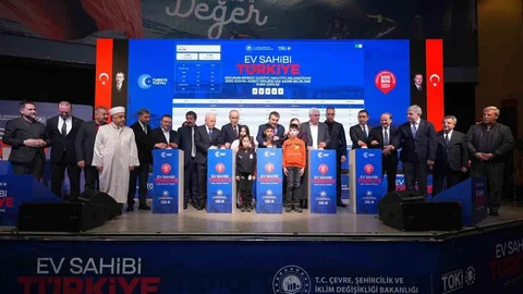 Erzurum'da TOKİ Kura Çekimi Yapıldı