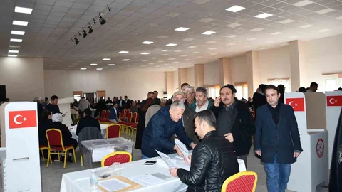 Vezirköprü'de Esnaf Odası Genel Kurulu Yapıldı