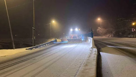 Bolu Dağı’nda Karla Mücadele Devam Ediyor