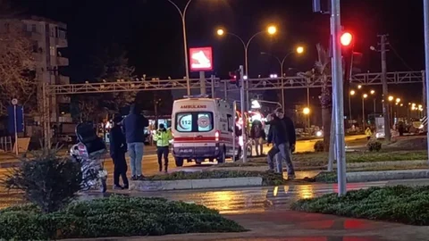 Sakarya'da Otomobil ve Motosiklet Kazası