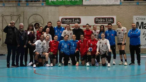 Bursa Büyükşehir Belediyespor Çeyrek Finale Yaklaşıyor