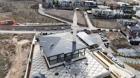 Ankara'da Güneş Enerjili Cami Modeli