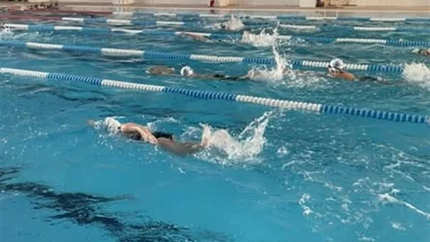 Bilecik'te Yüzme Antrenmanları Devam Ediyor