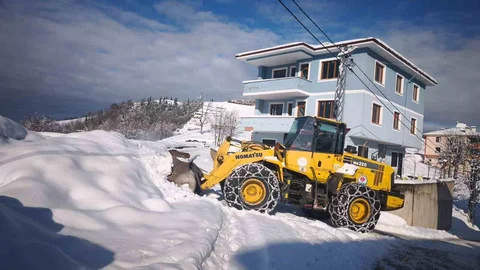 Trabzon'da Karla Mücadele Devam Ediyor