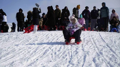 Zigana Kayak Merkezi'nde Yoğunluk Artışı Gözlemlendi