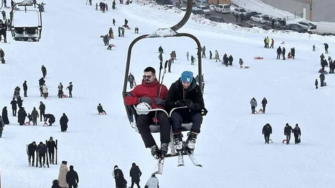 Akdağ Kayak Merkezi'nde Yoğun İlgi Var