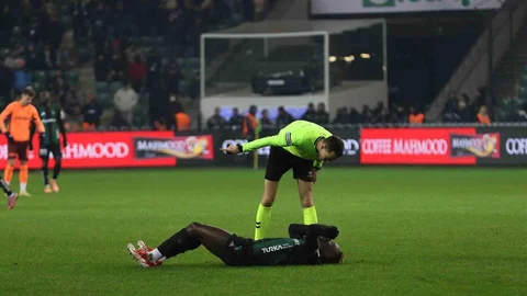 Kocaeli'de Kocaelispor Trabzonspor'a Yenildi