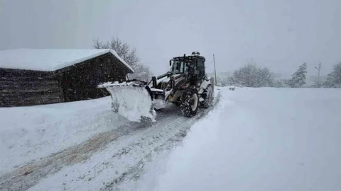 Karabük'te 30 Köy Yolu Açıldı