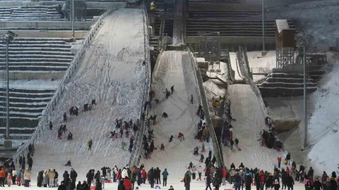 Erzurum'da Kızak Keyfi