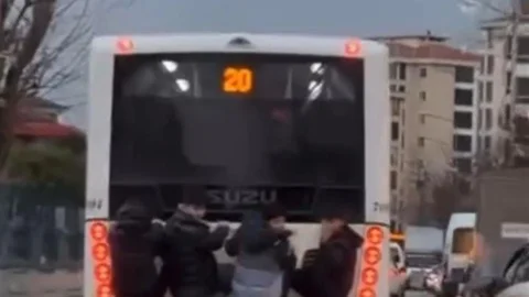 Bursa'da Tehlikeli Otobüs Yolculuğu