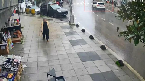 Kocaeli'de Yaya Geçidinde Kaza