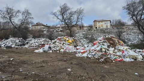 Eskişehir'de Atık Tepeleri Oluştu