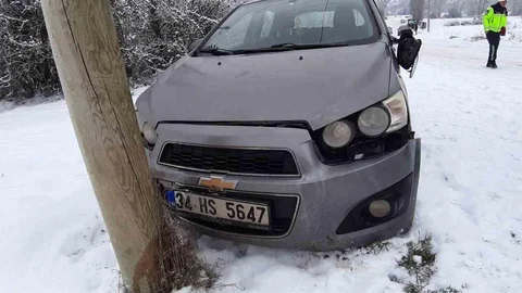 Göynük'te Sağlık Personeli Taşıyan Araç Kaza Yaptı