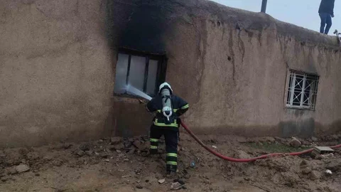 Mardin'de Müstakil Evde Yangın Çıktı