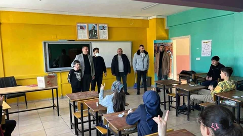 Kayseri'de Türk Gençliğine Sağlık Taraması