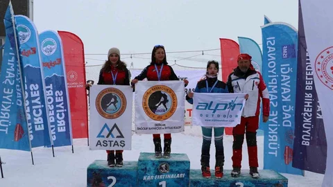 Dağ Kayağı Şampiyonası Erciyes'te Yapıldı