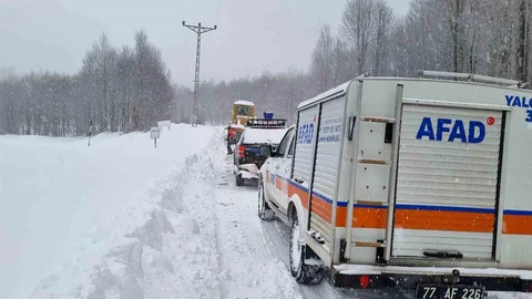 Yalova’da Mahsur Kalan 5 Kişi Kurtarıldı