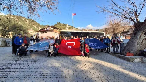 Doğaseverler Buharkent Güzelliklerini Keşfetti