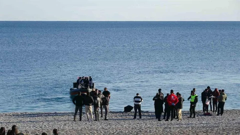 Antalya'da Oltaya Ceset Takıldı