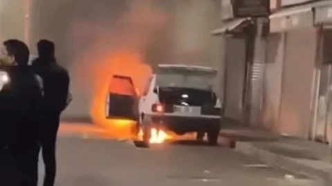 Park Halindeki Araçta Yangın Çıktı