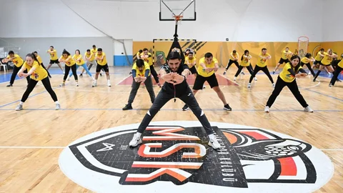 Mersin'de Gençlere Ücretsiz Kurs Desteği