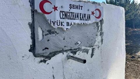 Ankara'da Şehit Anısına Yaptırılan Çeşmeye Zarar Verildi