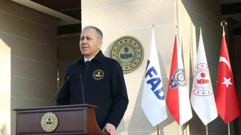 İzmir'de Narkotik Operasyonu Gerçekleşti