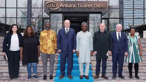 Ankara’da Gana ile Ticaret Hedefi 1 Milyar Dolar