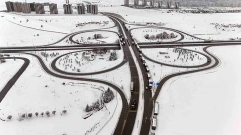 Kayseri'de Tır Trafiği Kapatıldı