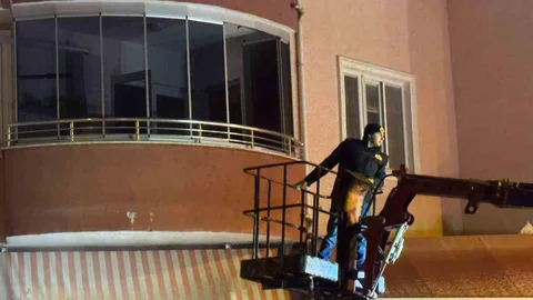 Bilecik'te Yangın Sonucu 5 Kişi Dumandan Etkilendi