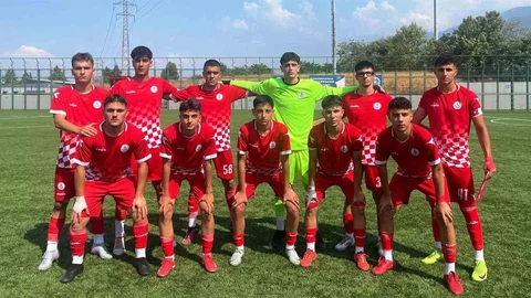 Körfez'de Futbol Okullarında Eğitim Devam Ediyor
